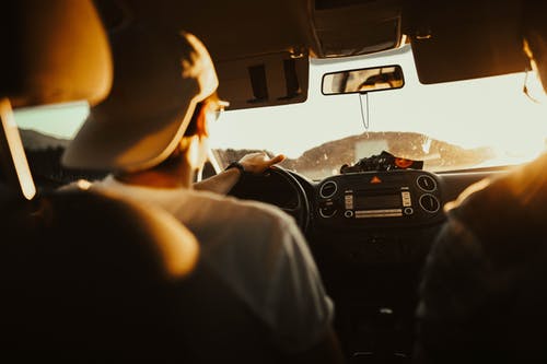 開車一族如何保護(hù)眼睛？