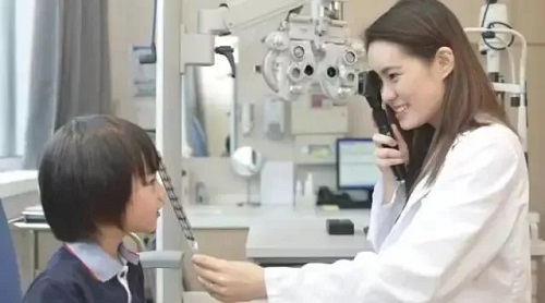 孩子瞇眼就是近視嗎？