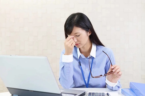 眼睛干怎么辦？